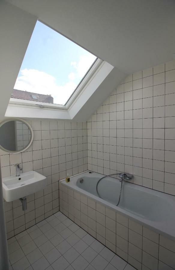 Canopee Guesthouse Ixelles Dış mekan fotoğraf